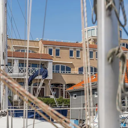 アパート De Brouwersdam アウドルプ