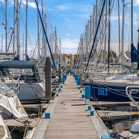 De Brouwersdam アパート *